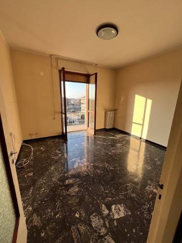 appartamento in vendita a Tortona in zona San Bernardino