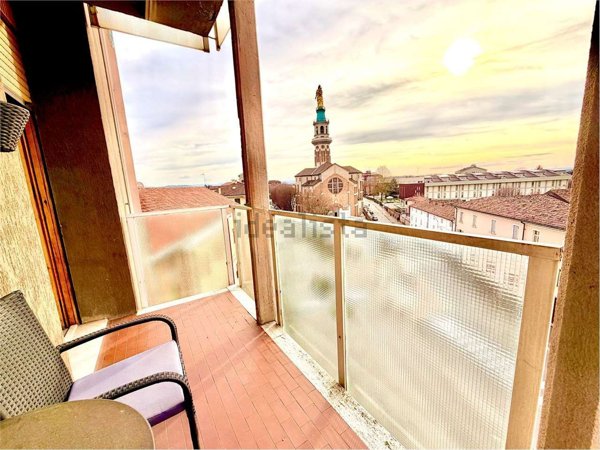 appartamento in vendita a Tortona in zona San Bernardino