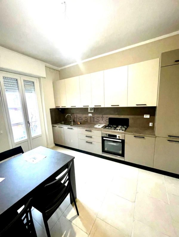 appartamento in vendita a Tortona in zona Città Giardino