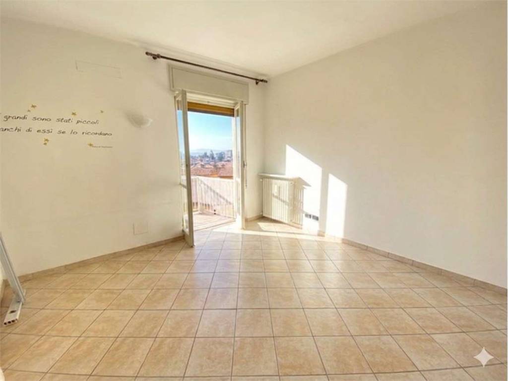 appartamento in vendita a Tortona in zona Centro Storico