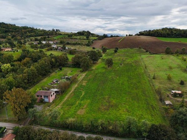 terreno agricolo in vendita a Tortona