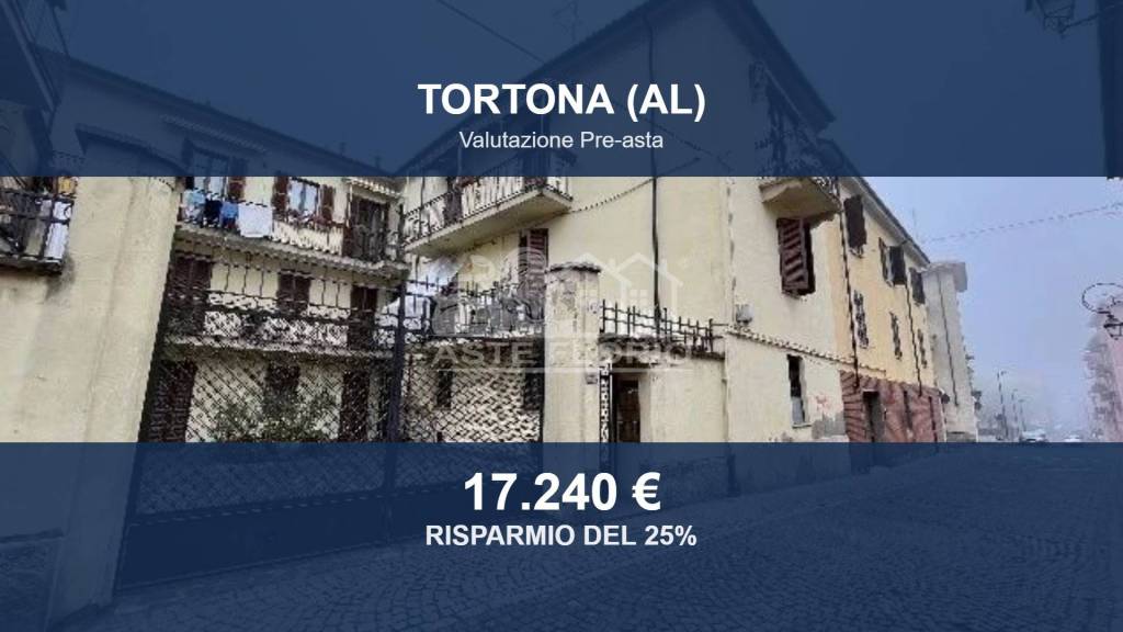 appartamento in vendita a Tortona in zona Centro Storico