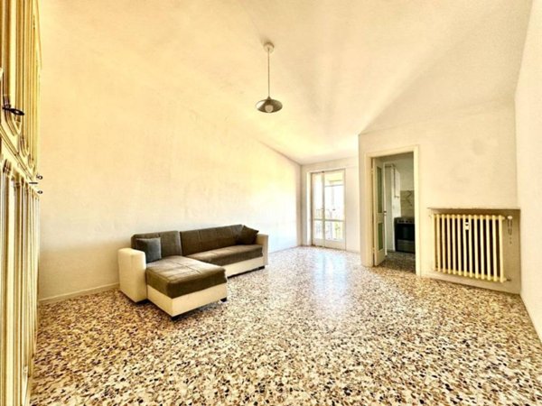 appartamento in vendita a Tortona in zona Centro Storico