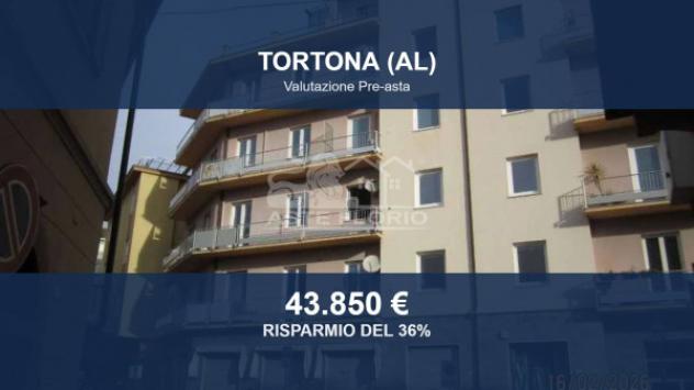 appartamento in vendita a Tortona in zona Centro Storico