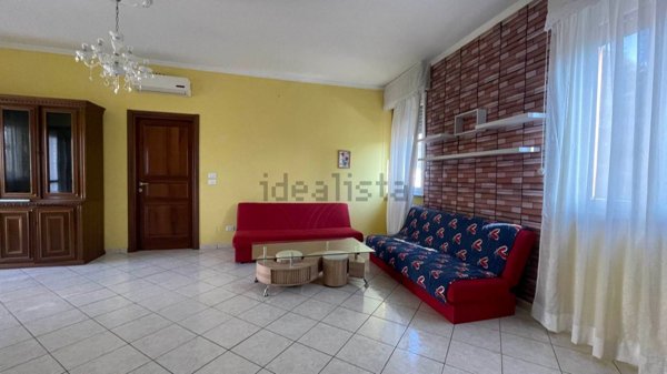 appartamento in vendita a Tortona in zona Villoria
