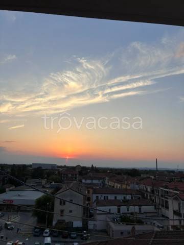 appartamento in vendita a Tortona in zona San Bernardino