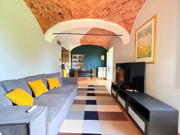 appartamento in vendita a Tortona in zona Centro Storico