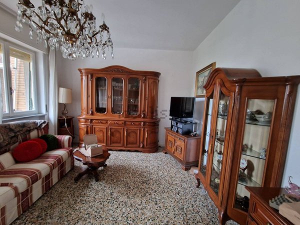 appartamento in vendita a Tortona in zona San Bernardino