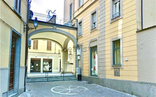 ufficio in vendita a Tortona in zona Centro Storico