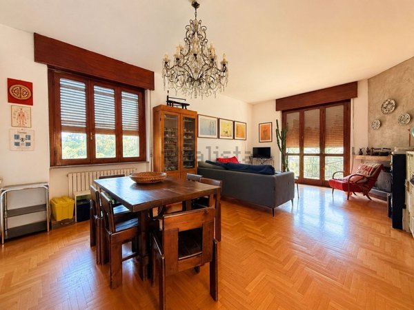casa indipendente in vendita a Tortona in zona San Bernardino