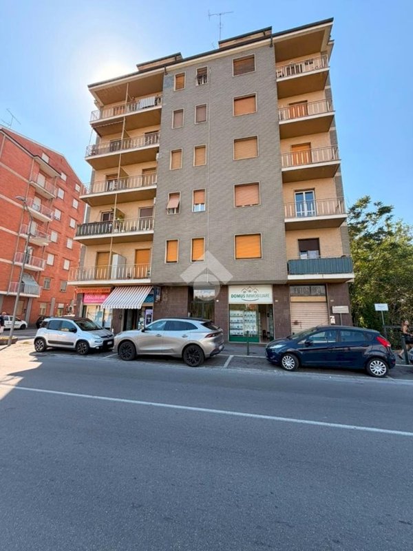 appartamento in vendita a Tortona in zona Centro Storico