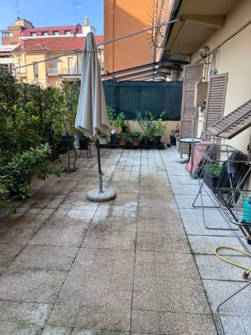 appartamento in vendita a Tortona in zona Centro Storico