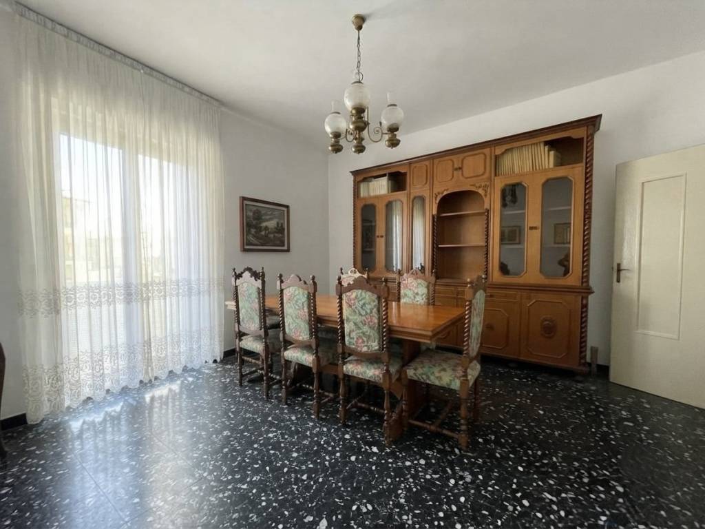 appartamento in vendita a Tortona in zona Centro Storico