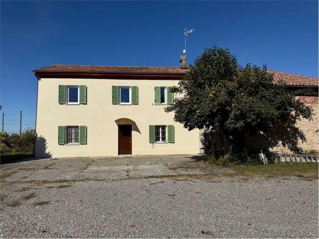casa indipendente in vendita a Tortona in zona Rivalta Scrivia