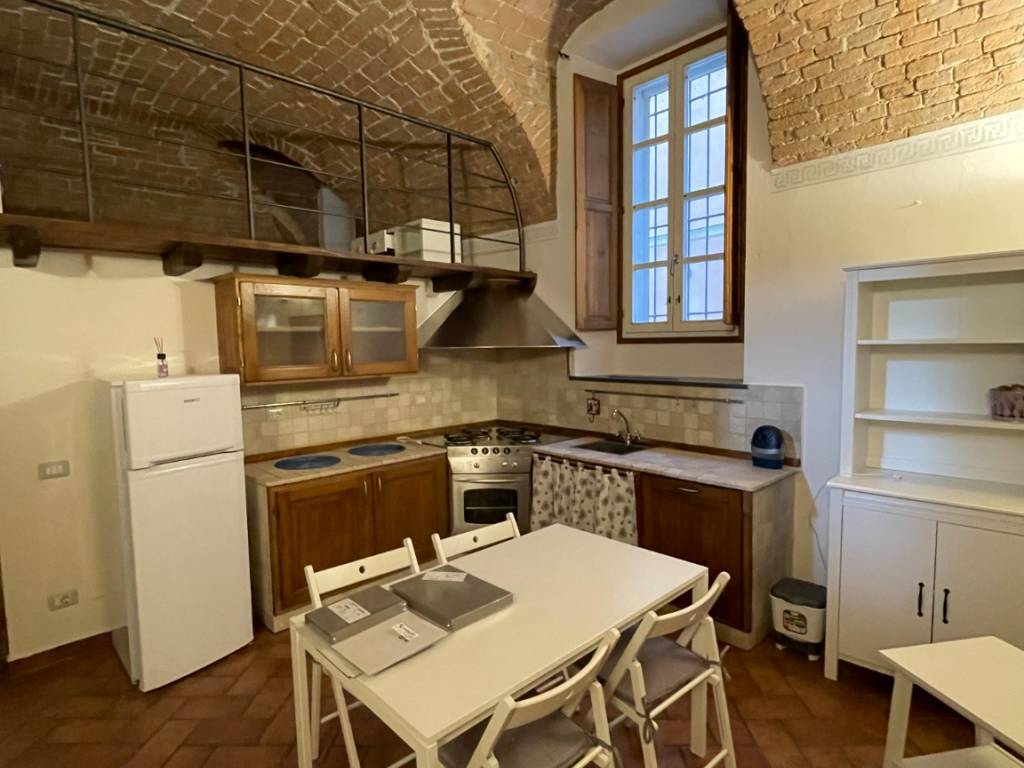 appartamento in vendita a Tortona in zona Centro Storico