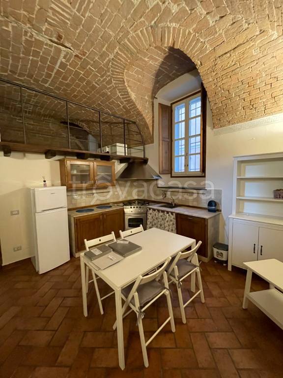 appartamento in vendita a Tortona in zona Centro Storico