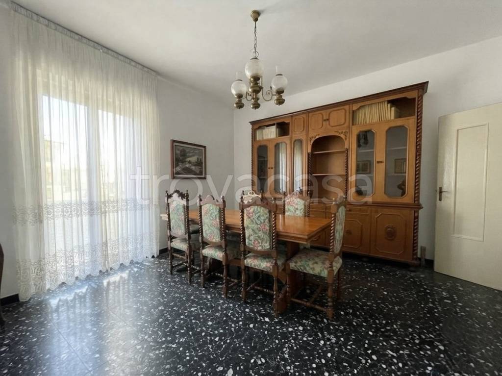 appartamento in vendita a Tortona in zona Centro Storico