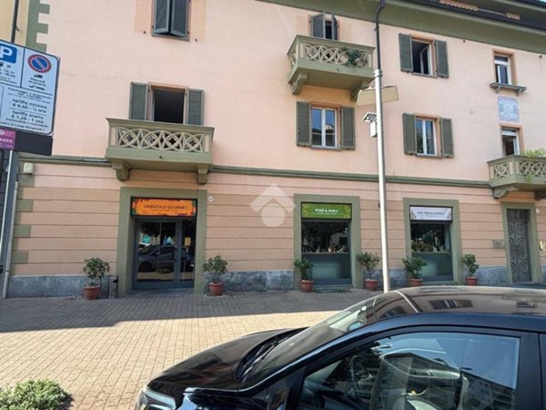 negozio in vendita a Tortona