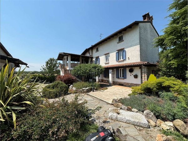 casa indipendente in vendita a Tortona in zona Oasi