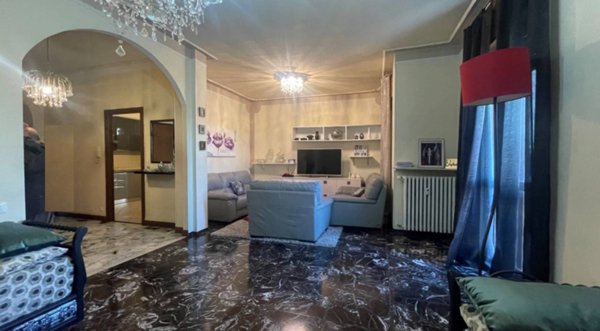 appartamento in vendita a Tortona in zona San Bernardino