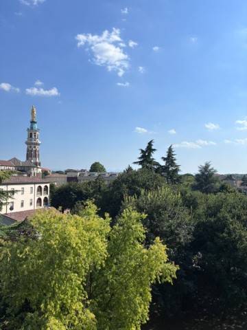 appartamento in vendita a Tortona in zona San Bernardino
