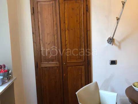casa indipendente in vendita a Tortona