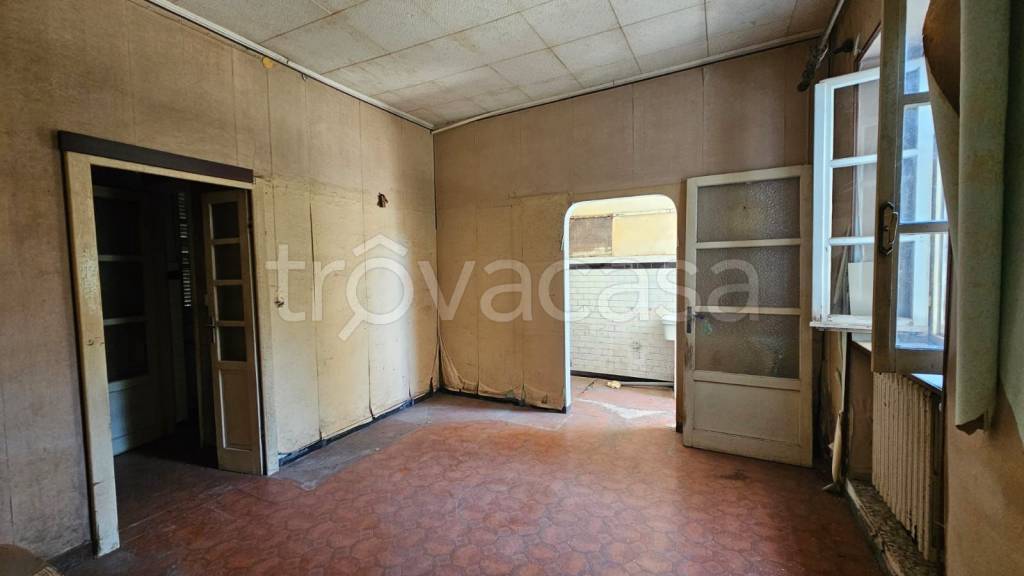 casa indipendente in vendita a Tortona in zona Centro Storico