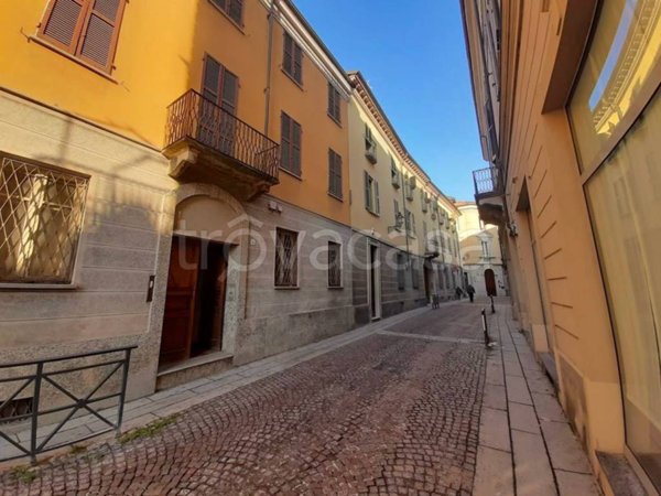 appartamento in vendita a Tortona in zona Centro Storico