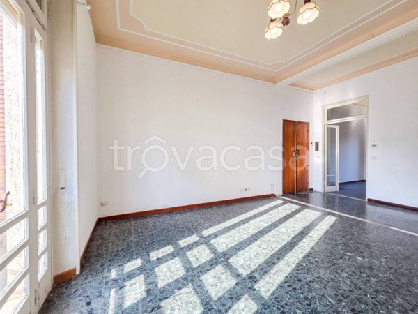 appartamento in vendita a Tortona in zona Centro Storico