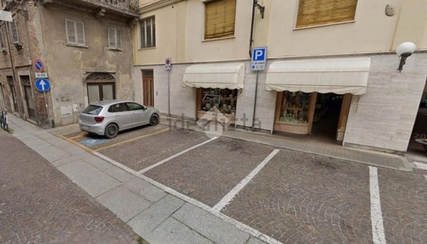 ufficio in vendita a Tortona in zona Centro Storico