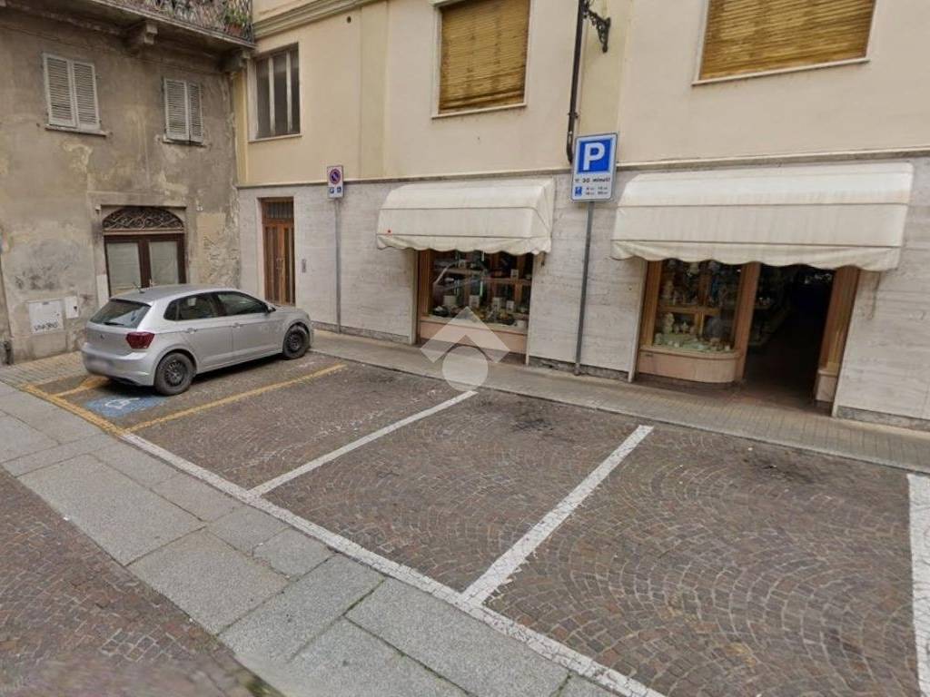 ufficio in vendita a Tortona in zona Centro Storico