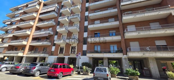 appartamento in vendita a Tortona in zona Centro Storico