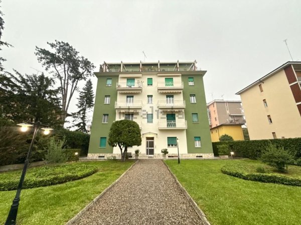 appartamento in vendita a Tortona in zona San Bernardino