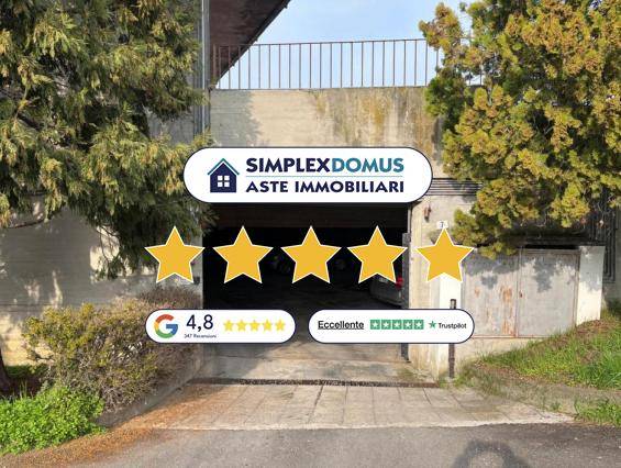 appartamento in vendita a Tortona in zona Città Giardino