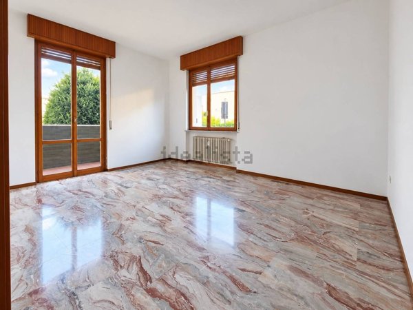 appartamento in vendita a Tortona in zona Centro Storico