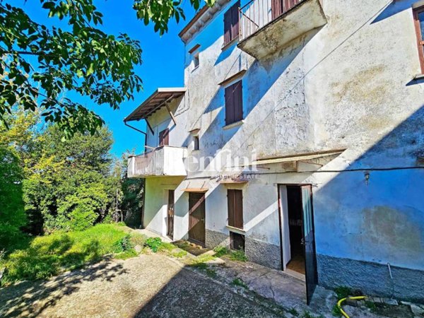 casa indipendente in vendita a Treville