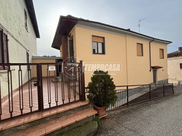 casa indipendente in vendita a Treville