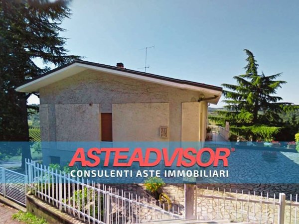casa indipendente in vendita a Treville