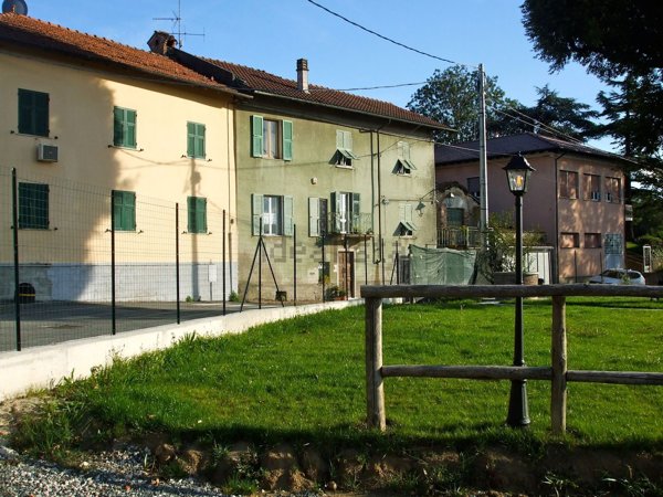 casa indipendente in vendita a Trisobbio