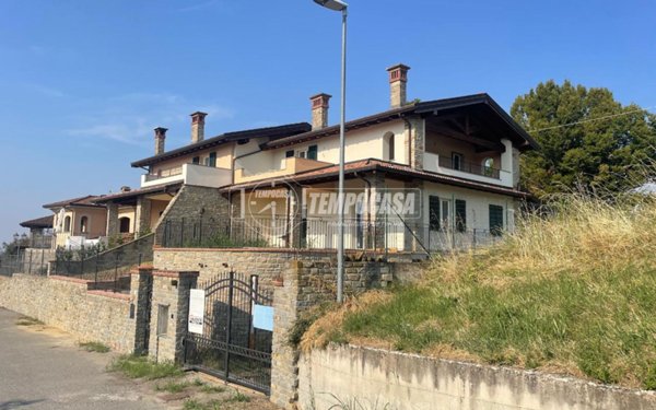 casa indipendente in vendita a Trisobbio