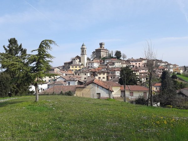 casa indipendente in vendita a Trisobbio