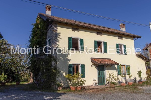 casale in vendita a Trisobbio