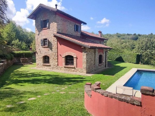 casa indipendente in vendita a Trisobbio