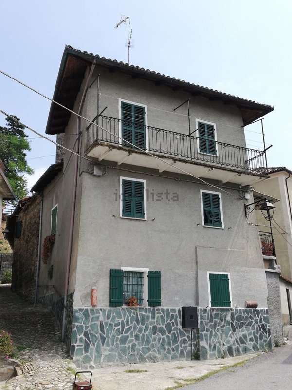 casa indipendente in vendita a Trisobbio