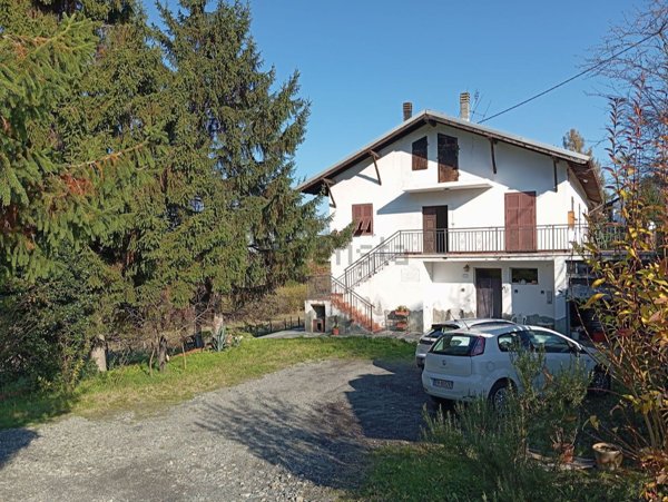 casa indipendente in vendita a Trisobbio