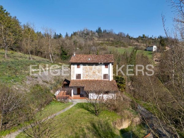 casa indipendente in vendita a Trisobbio