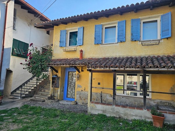 casa indipendente in vendita a Trisobbio in zona Villa Botteri