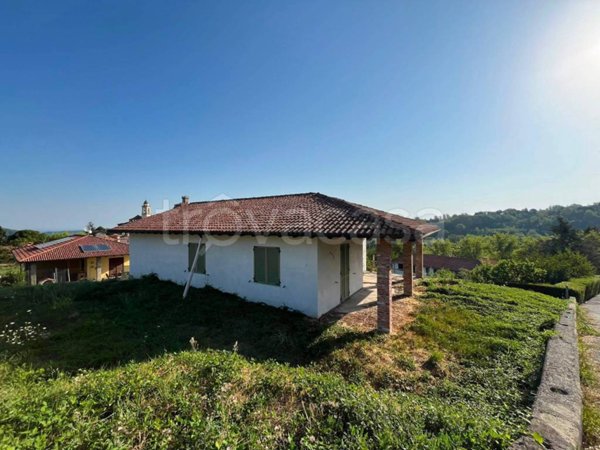 casa indipendente in vendita a Trisobbio