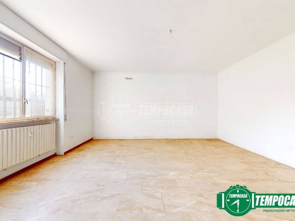 appartamento in vendita a Valenza