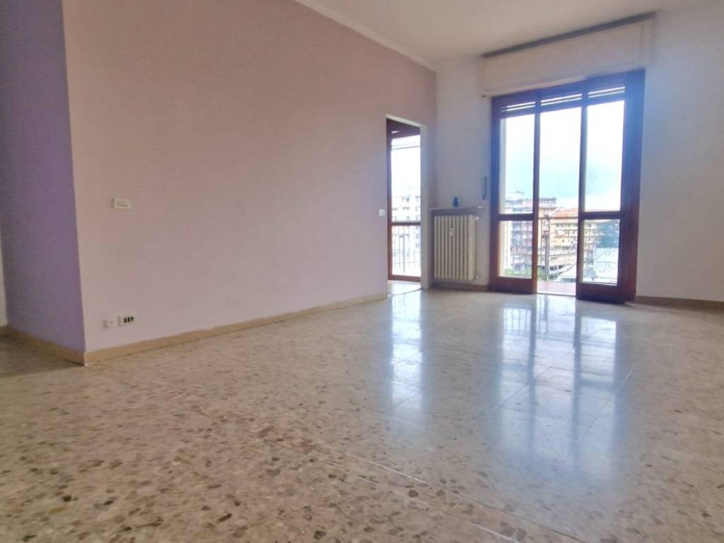 appartamento in vendita a Valenza